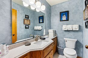 Evergreen Hill Condominiums