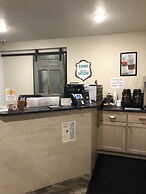 Evergreen Hill Condominiums