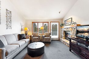 Evergreen Hill Condominiums