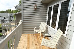 Evergreen Hill Condominiums