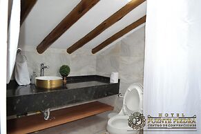 Hotel Puente Piedra