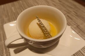 Tosawashi Kougeimura QRAUD