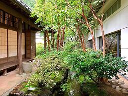 Tosawashi Kougeimura QRAUD