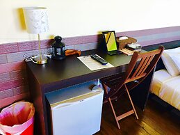 Ma-Blue Garden House