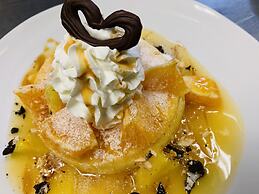 Ma-Blue Garden House