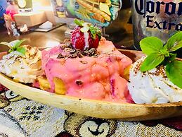 Ma-Blue Garden House