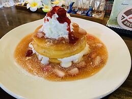 Ma-Blue Garden House