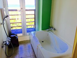 Ma-Blue Garden House