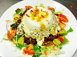 Ma-Blue Garden House