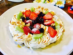 Ma-Blue Garden House