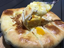 Ma-Blue Garden House