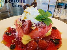 Ma-Blue Garden House