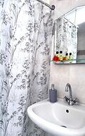 Anna Maria Rooms