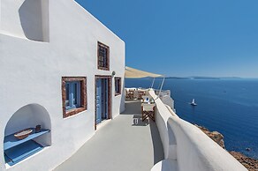 Skala Cave by Thireon