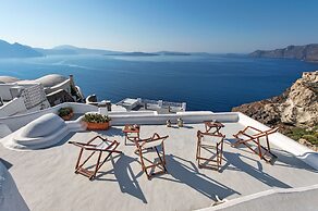 Skala Cave by Thireon