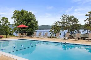 Hotel Sun Castle Resort, Lake George, United States of America - Lowest ...