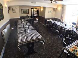 The Fox & Hounds Inn