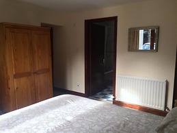 The Fox & Hounds Inn