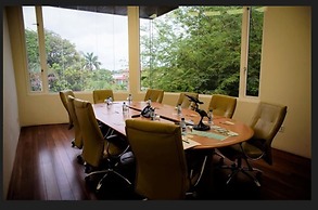 Jacana Amazon Wellness Resort