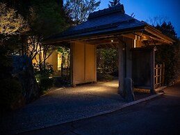 Yamanaka Onsen Kuriya Yasohachi