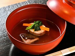 Yamanaka Onsen Kuriya Yasohachi