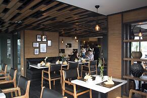 Bespoke Trendy Hotel Hanoi