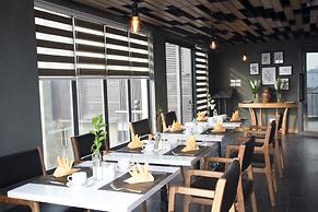 Bespoke Trendy Hotel Hanoi