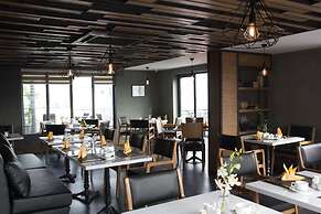 Bespoke Trendy Hotel Hanoi