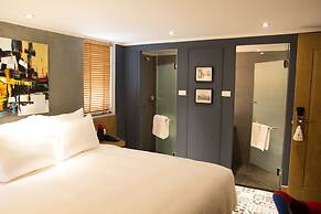 Bespoke Trendy Hotel Hanoi