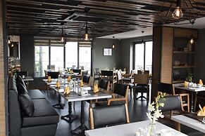 Bespoke Trendy Hotel Hanoi