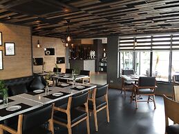 Bespoke Trendy Hotel Hanoi