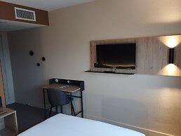 B&B HOTEL La Rochelle Centre les Minimes