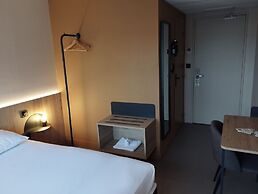 B&B HOTEL La Rochelle Centre les Minimes