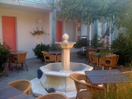 Hotel Orange Marine
