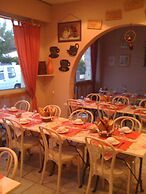 Hotel Orange Marine