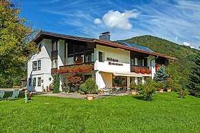 Gästehaus Menkenbauer