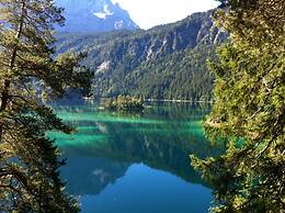 Bayern Resort Hotel garni & Apartments