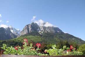 Bayern Resort Hotel garni & Apartments