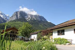 Bayern Resort Hotel garni & Apartments