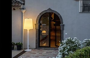 Talè Restaurant&Suite