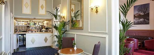 Royal Esplanade Hotel