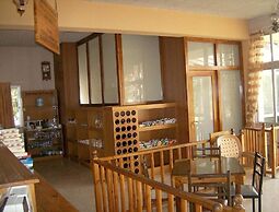 Rantzo Holiday Apartments