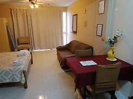 Rantzo Holiday Apartments