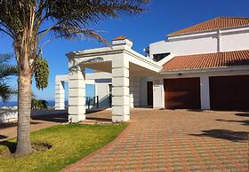 Fly me to the Moon Guest House