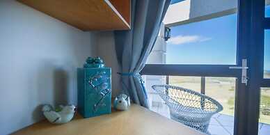 Fly me to the Moon Guest House