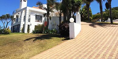 Fly me to the Moon Guest House