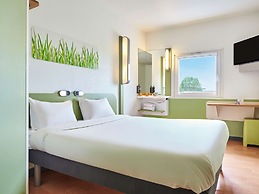 ibis budget Santeny