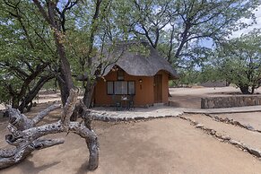 Hobatere Lodge