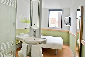 ibis budget Saint-Quentin Centre Gare