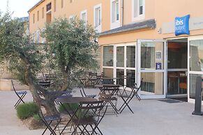 First Inn Hotel